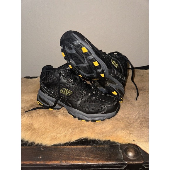 Skechers SKEC Vigor 3.0 Men’s Size 8.5 Boots - Picture 2 of 5